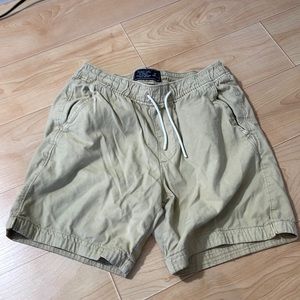 Abercrombie shorts 5.5in inseam